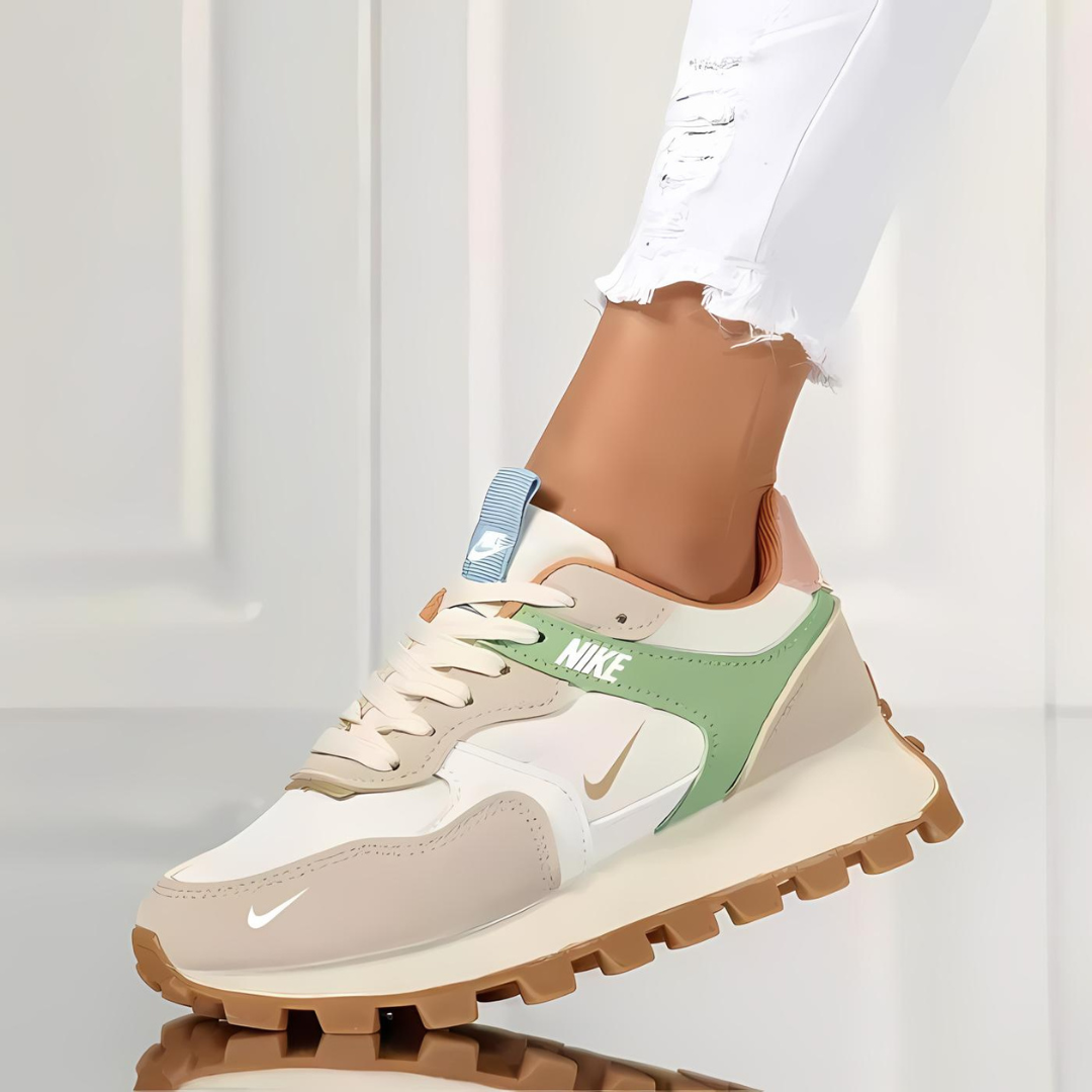 Nike - Trainers